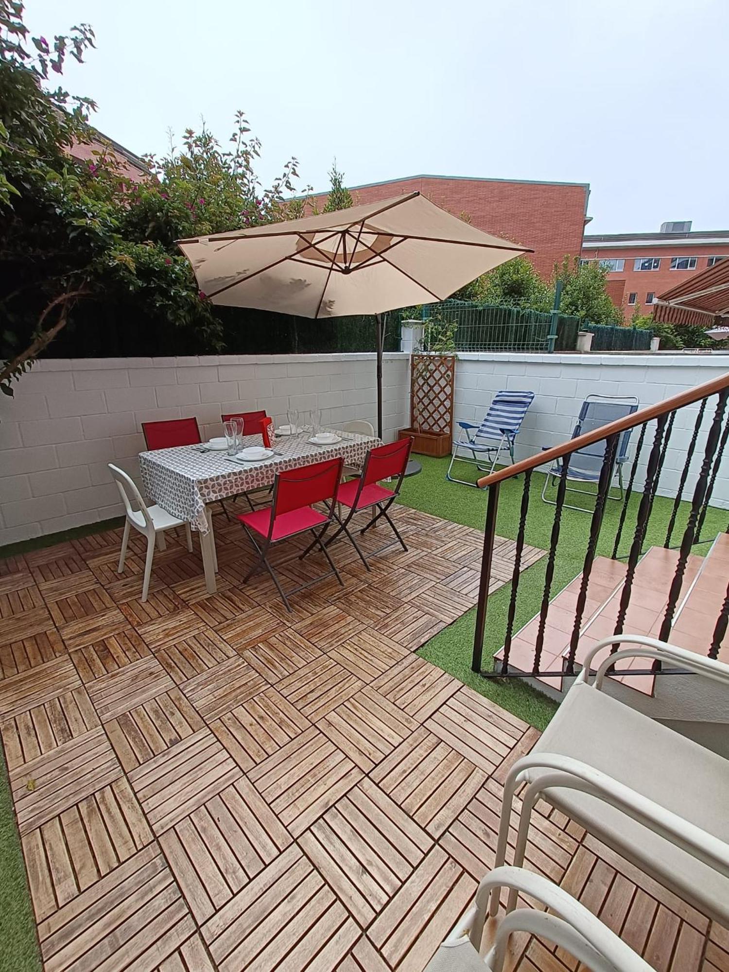 Paraiso Soleado: Piso Con Terraza, Piscina Y Garaje A 5 Min De Playa 乌迪亚莱斯堡 外观 照片